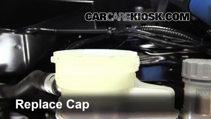 2011-2016 Honda CR-Z Brake Fluid Level Check - 2011 Honda CR-Z EX 1.5L